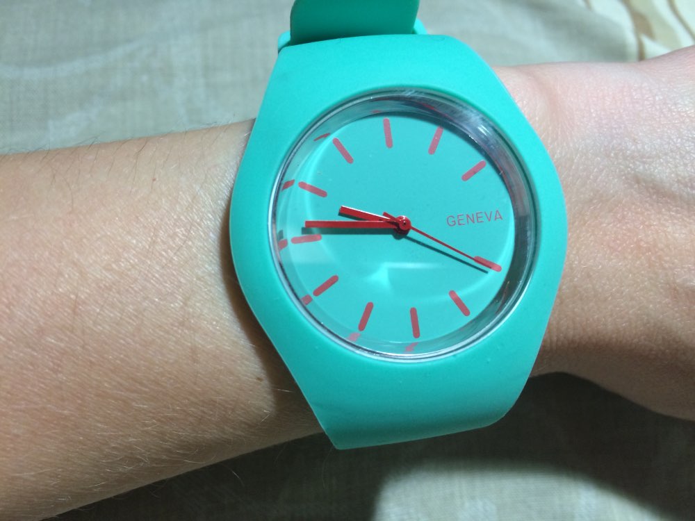 Free shipping 2016 Fashion women sport  watches color Ultra-thin fashion gift silicone watch Geneva silicone Wristwatch     W212