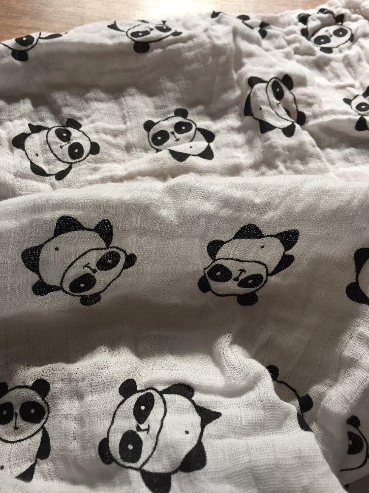 110x110cm/47*47'' Multifunctional Aden Anais Muslin Cotton Newborn Baby Bath Towel cartoon printing Designs Swaddling Blankets
