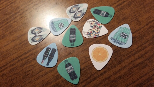 10pcs New Blue background images  Guitar Picks Thickness0.71mm