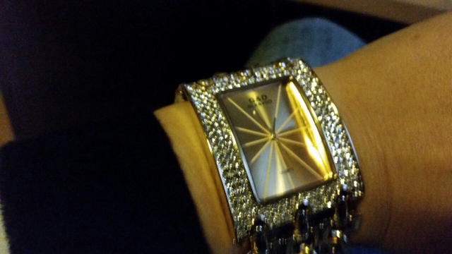 G&D Women Wristwatches Quartz Watch Luxury Gold Watch Relogio Feminino Saat Dress Watch Relojes Mujer Ladies Gifts Casual Jelly