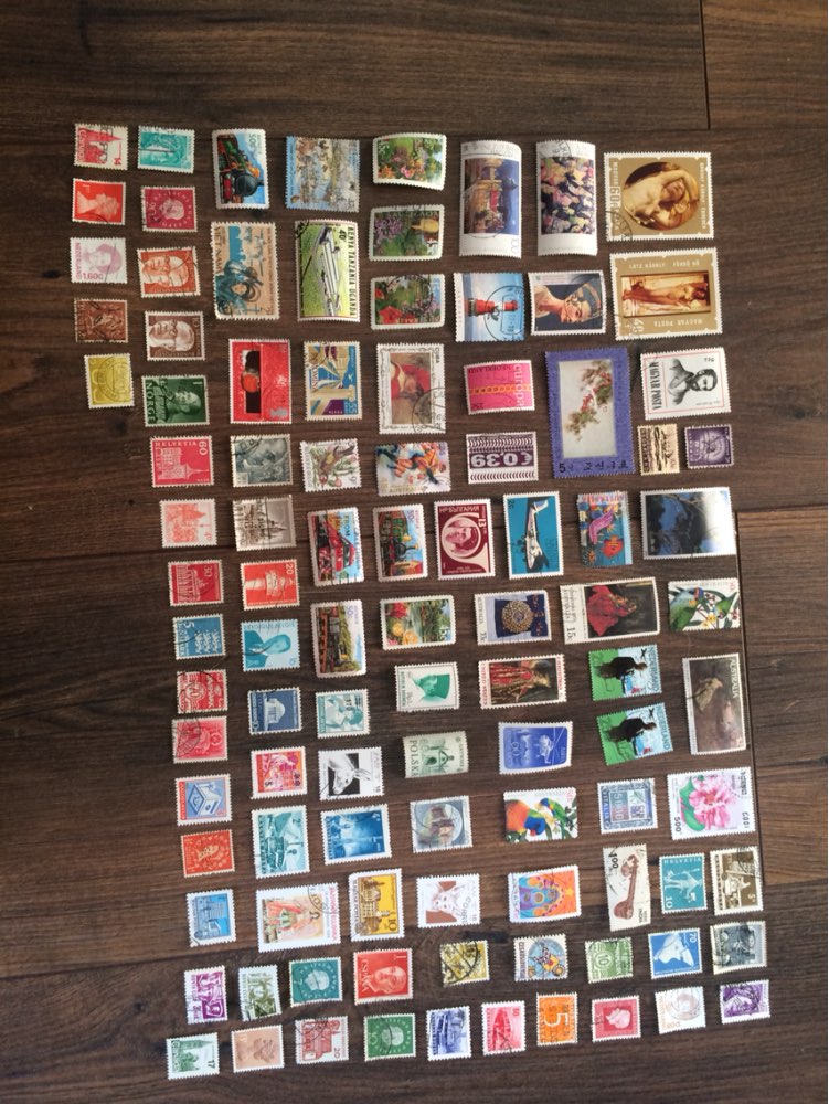 100pcs/lot postage stamps Good Condition Used With Post Mark From All The World stamp Brand collecting