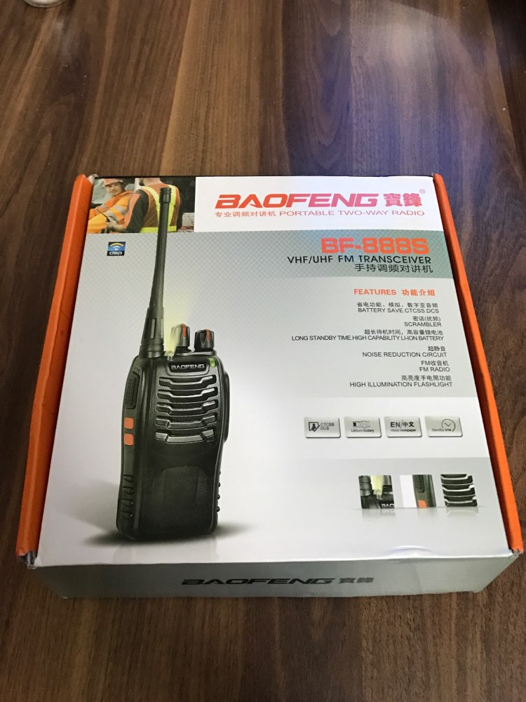 2pcs Walkie Talkie Radio BaoFeng BF-888S 5W Portable Ham CB Radio  Two Way  Handheld HF Transceiver Interphone bf-888s