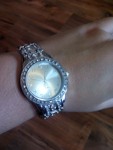 Fashion Women Watches Diamond Analog Display Stainless Steel Elegant Quartz Watch Life Waterproof Good Gift Lady Watch With Box