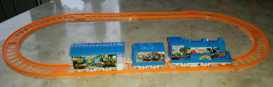 Plastic Thomas Electric Train Tracks Play Set Educational Toy for Kids Children