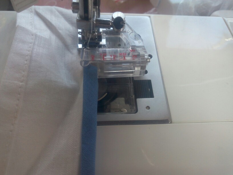 New Home Adjustable Bias Binder Presser Foot Feet for Sewing Machines