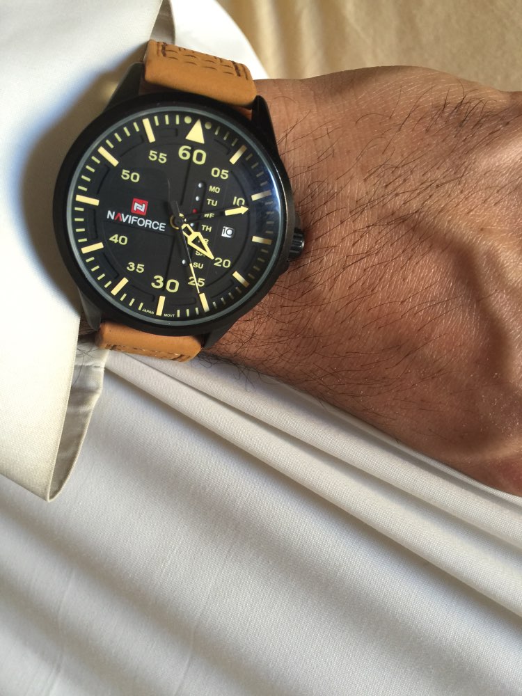2016 Luxury Brand Casual Men Sports Watches Men's Quartz Date Week Clock Man Leather Strap Military Army Waterproof Wrist Watch