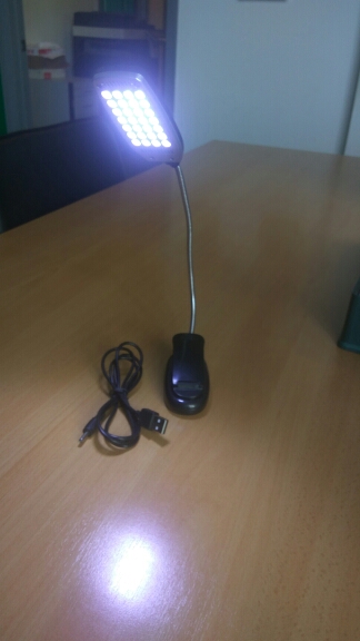 28 LED Portable Flexible Adjustable Mini Study Reading Light USB Battery USB Clip-on Fixture Desk Table Bed Computer Lamp