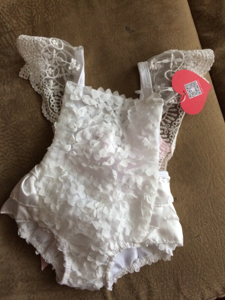 Tirred Cotton Bow Cute White Rompers Infant Baby Girl Clothes Lace Floral Ruffles Baby Girl Romper Cake Sunsuit Outfits 0-18M