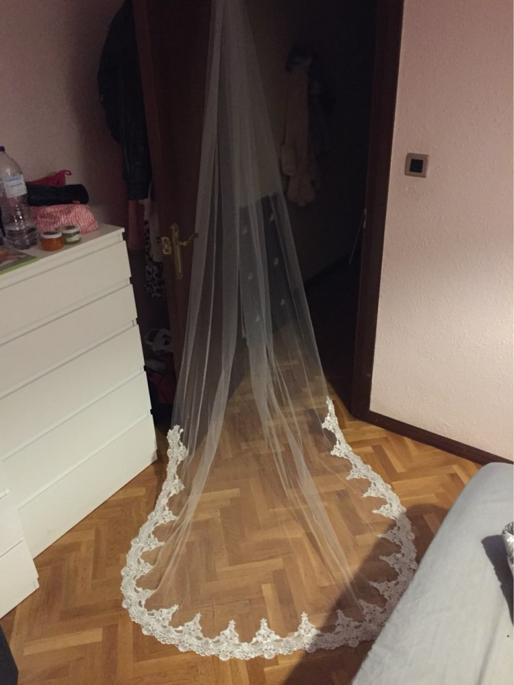 White Ivory Cathedral Length Wedding Veils One Layer Lace Bridal Accessories Veil with Comb