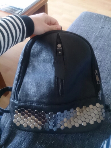 High Quality PU Leather Women Backpack Preppy Style School Backpack Black Mater Rivet Women Bag