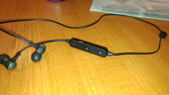 Brand Metal 4.2 Bluetooth Headphone Wireless Stereo Headset Sport Earhook Earphone with microphone USB Charge fone de ouvido