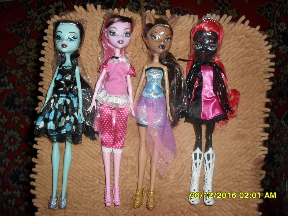 UCanaan Fashion Dolls 4 pcs/set Draculaura/Clawdeen Wolf/ Frankie Stein / Black WYDOWNA Spider Moveable Body Girls Toys Gift