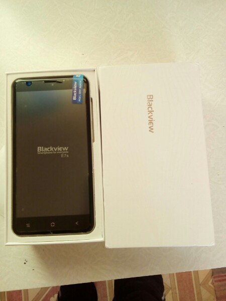 5.5 inch Blackview E7S Smartphone MT6580 Quad Core 2GB 16GB 1280x720 Mobile Phone Android 6.0 Fingerprint 8.0MP Unlocked Phone
