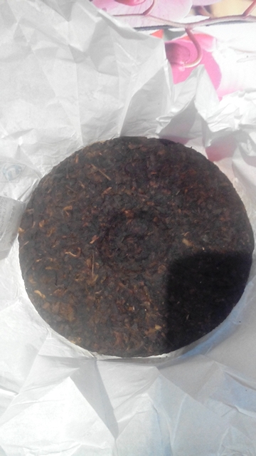 Free shipping Ripe puer tea 357g of red seal Black Tea puerh slimming tea, Beauty, health, organic foods puer tea