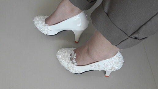 women pumps wedding shoes large size 41-42 Handmade lace  white bridal shoes bridesmaid shoes banquet dress shoes  8.5cm heel