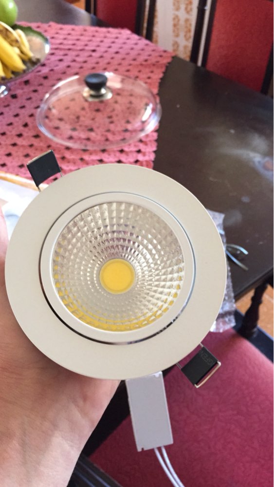 The new Super Bright Recessed LED Dimmable Downlight COB 5W 7W 9W 12W LED Spot light LED  decoration  Ceiling Lamp AC 110V 220V