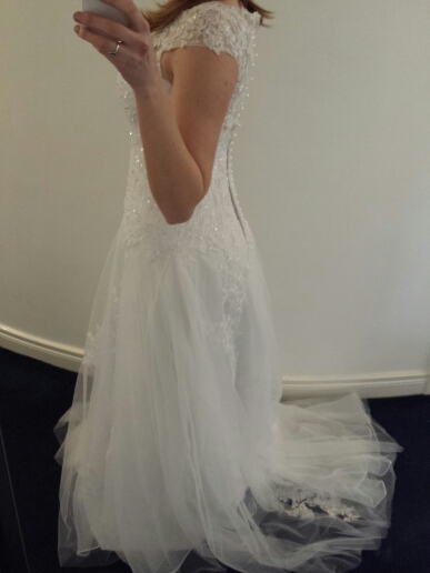 Vestido De Noiva A-Line Floor Length Appliques Tulle Csutomize Lace Elegant Wedding Dress In Stock Robe De Mariage