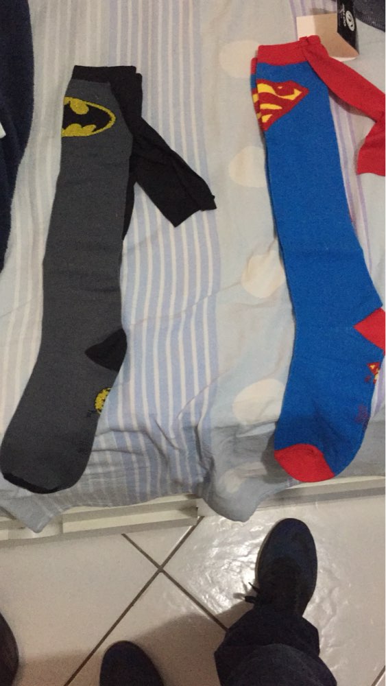 free shipping 2pc=1pairs=1LOT  Batman Superman Socks Knee High With CAPE male  cotton socks skateboard retro harajuku