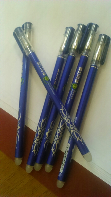 1Pcs/Lot Erasable pen grinding friction temperature erasable pen 0.5mm needle full student stationery pen G-1196 free shipping