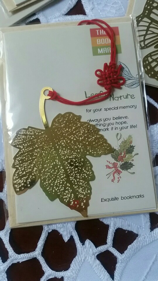 AE0-Wholesale free shipping 7.5*10.5cm metal leaf bookmark(1piece)