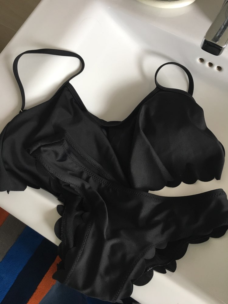 Hot 2016 New Black Sexy Bikini Set Push Up Strappy Bikini Swimsuit Swimwear Women Bathing Suit Biquini Swimming Suit For Women