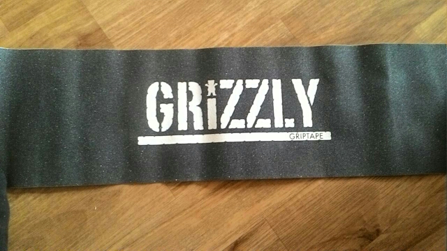 New Style Disruptive Pattern Bear Skate Griptape Hard-Wearing Crizzly Skateboard Sandpaper for Street Skateboard Deck