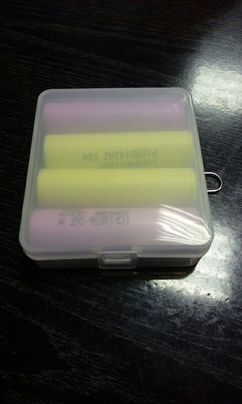Transparent Hard Plastic Case Holder Storage Battery Box for 4 x 18650 Batteries