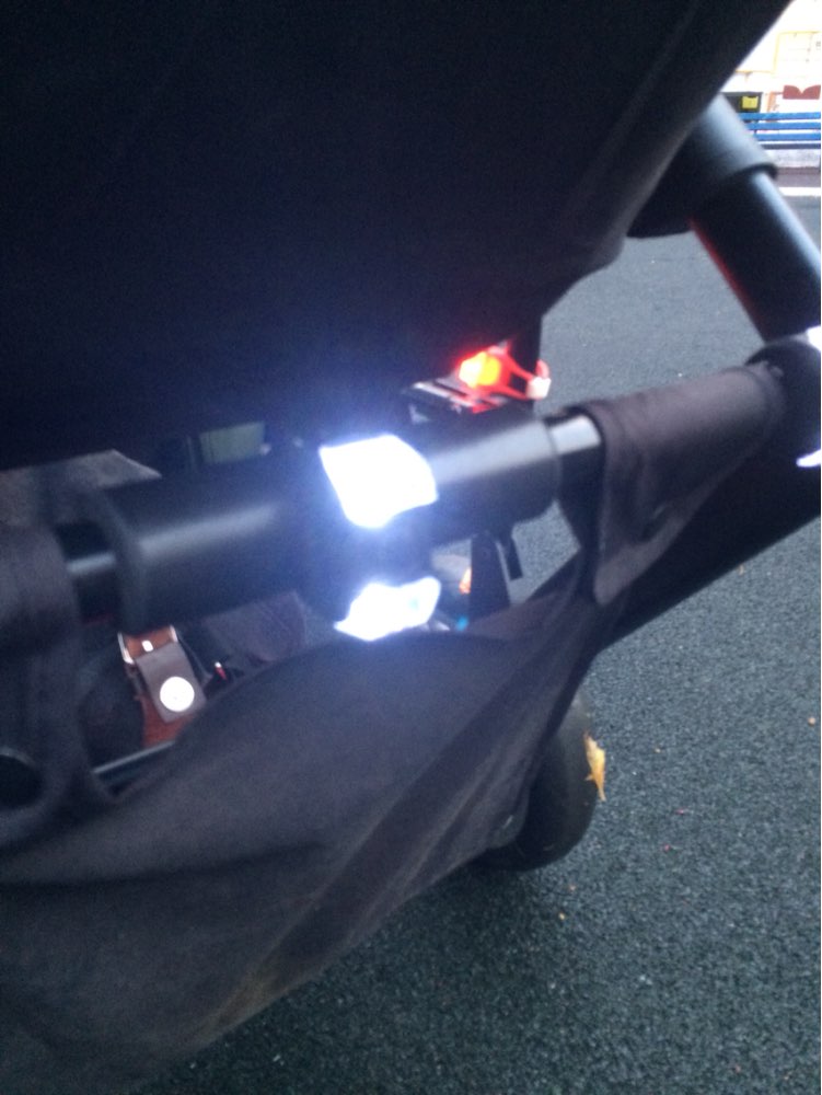 Baby Stroller Accessories Hook Night Remind Lights Security Alert Kids Poussette Light LED Flash Caution Lamp VCH34 P20 0.5