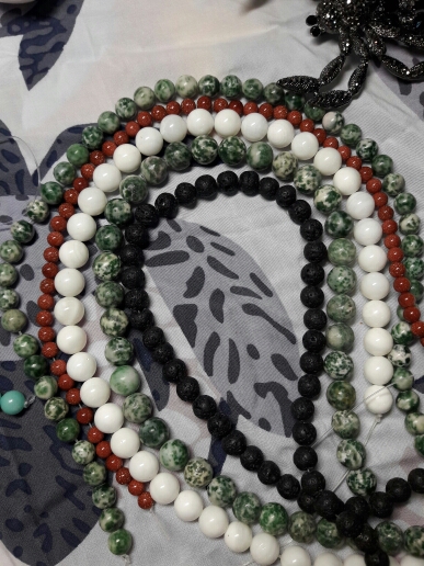 Natural Black Volcanic Lava Stone Round Shape Natural Stone Beads Wholesale DIY Jewelry Bracelet Making 4 6 8 10 12 14 mm  Beads