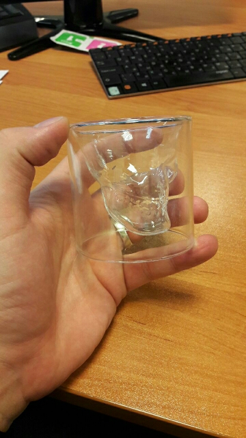 1 pc 2016 New Creative Designer Skull Head Shot Glass Fun Doomed Transparent Party Doom Drinkware Gift for Halloween 4 sizes