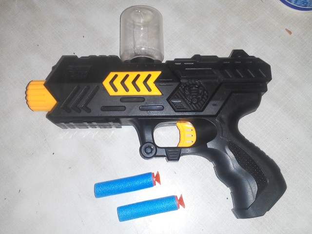 Lovely Too Paintball soft  gun water orbeez gun EVA bullet + water bomb dual-purpose pistol bursts of crystal toy shooting nerf