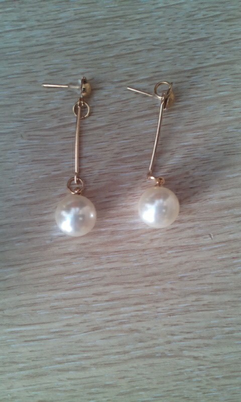 The new Korean fashion jewelry OL temperament long section of pearl earrings imitation gold plated free shipping
