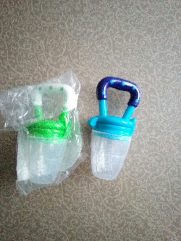 (Momy And Angel) Safe Baby Bottles Size S-M-L 4 Colors Nipple Fresh Food Milk Nibbler Feeder Feeding Tool Factory Direct Sale