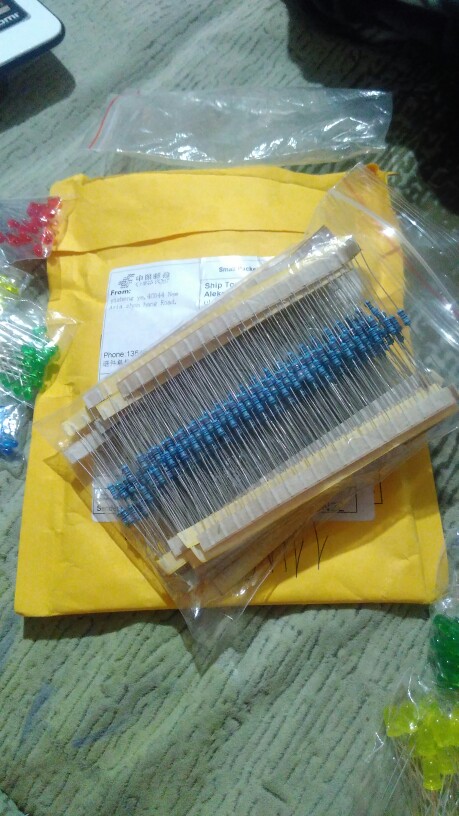 Set 600pcs 30 Kind 1/4W Resistance 1% Metal Film Resistor Assorted Kit Each 20 Free Shipping
