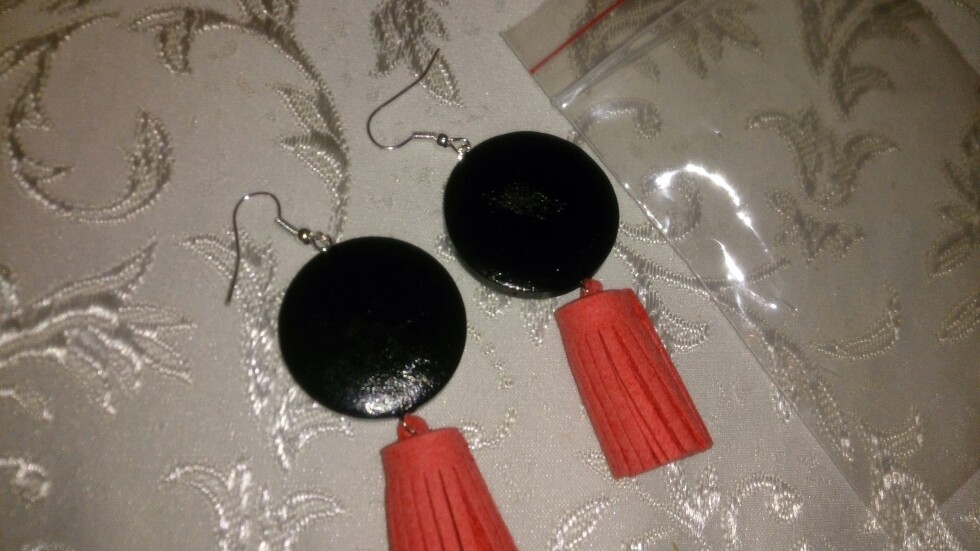 8SEASONS Women Drop Earrings Handmade Silver Plated Black Round Wood Beaded Korea Velvet Red Tassel Pendant Earrings 1 Pair