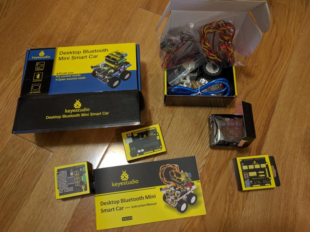 2017 New Year present !!!Keyestudio Desktop Wireless Bluetooth Mini Smart Car Robot car DIY Kit for Arduino Kit
