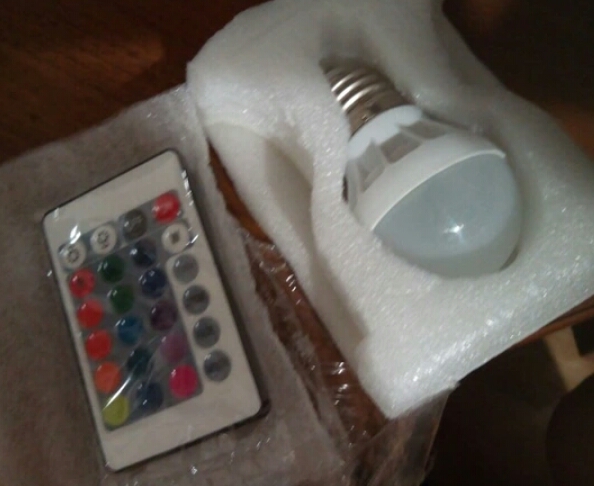 RGB LED Lamp E27 3W LED Bulb RGB Soptlight 85-265V Energy Saving 16 Color Change LED Lampara With IR Remote Brand NEW