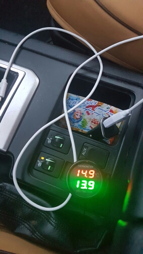 2 In 1 DC 12V Digital Car Voltmeter Thermometer Temperature Meter Battery Monitor Led Dual Display LH8s