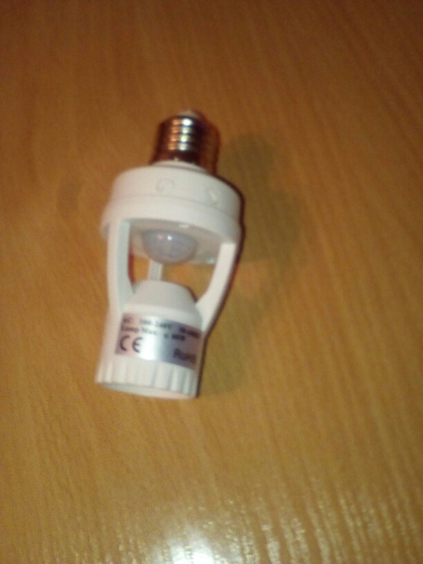 360 Degrees PIR Induction Motion Sensor IR Infrared Human E27 Plug Socket LED Light Sensor Switch Base Lamp Holder