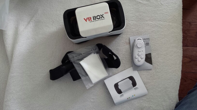 VR BOX 3.0 PRO 3D Virtual Reality Glasses VR Google Cardboard for 4.5" - 5.5" Smart Phone + Mini Wireless Remote Gamepad