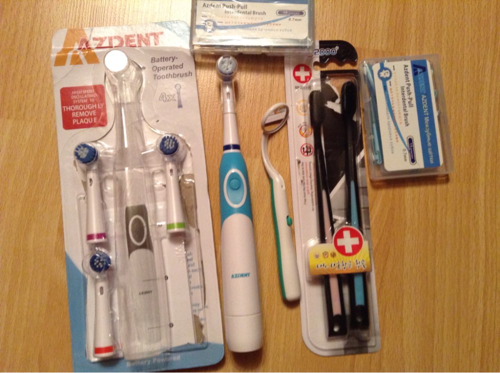 30 pcs Push-Pull Interdental Brush 0.7mm Gum Interdental Brush Orthodontic Wire Brush Toothbrush Oral Care Toothpick