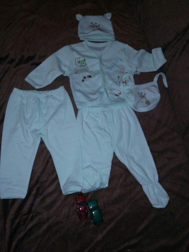 Clothing Set!5pcs/set Newborn Clothing Set + Hat + Bib Cartoon Printed Baby Boy/Girl Clothes 0-3M