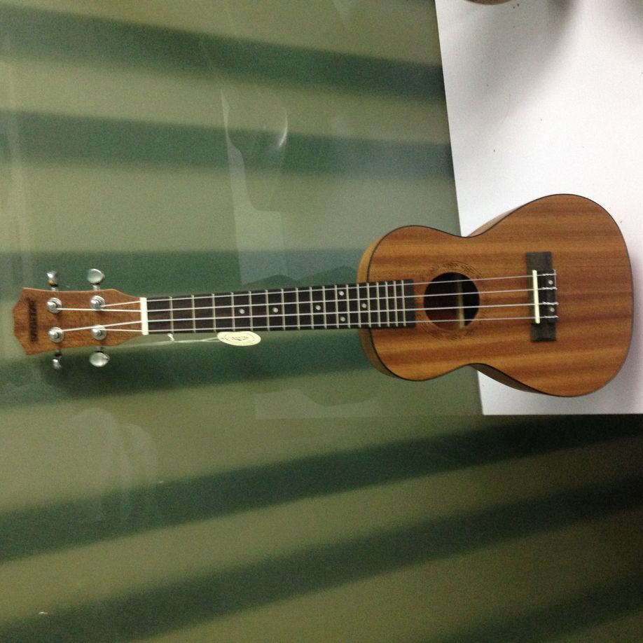 High-quality 23 Inch 18 Frets Ukulele (Uke, Acoustic Hawaiian Guitar) Sapele-Spruce Rosewood Fingerboard 4 Strings for beginners