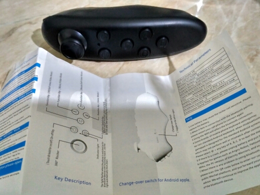 Bluetooth Wireless VR Box Remote Control Gamepad 3D VR Glasses Smart Mobile Phone Universal Portable Mini Game Controller
