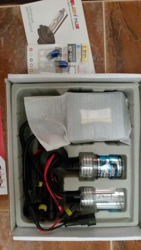 Xenon H7 HID Kit 55W H1 H3 H4 H7 H8 H10 H11 881 H27 HB3 9005  HB4 9006 Car light source xenon H11