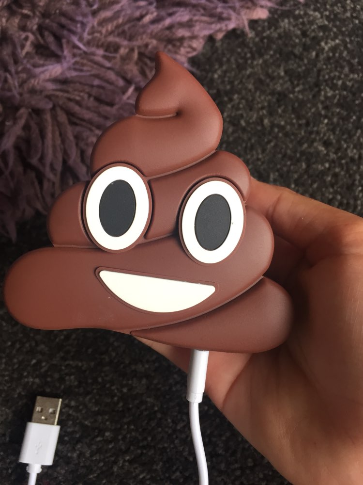 Original Funny Emoji Smiley Unicorn Devil Excrement Power Bank 2600 mAh Powerbank External Battery Portable Charger For Mobile