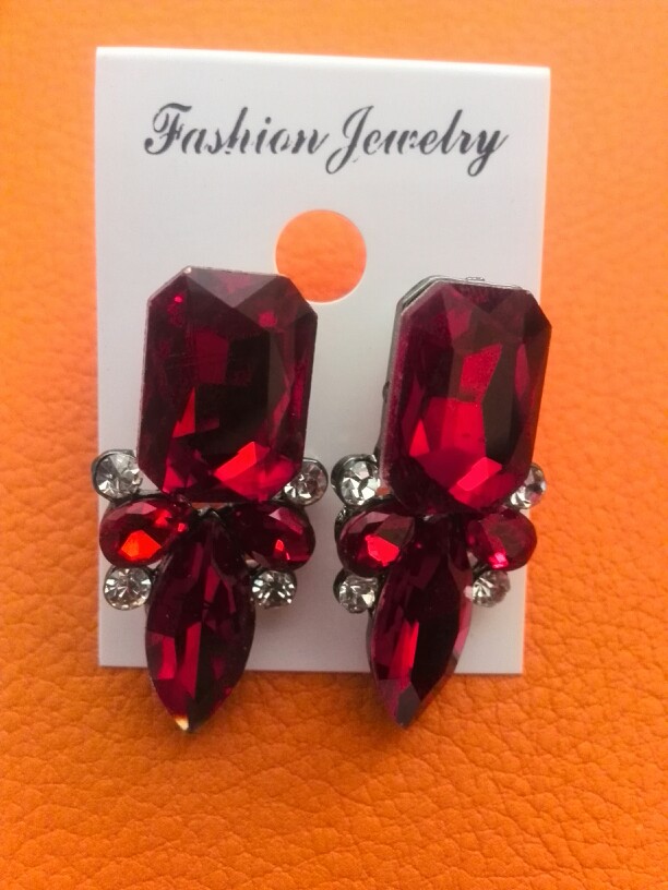 High Quality Classic Shiny Crystal Christmas Party Stud Earrings For Women Gift 8 Colors Shipped out in 3 Days