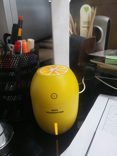 Creative Lemon Style USB Ultrasonic Humidifier With Colorful Led Light Essential Oil Aroma Diffuser Auto Off Touch Switch