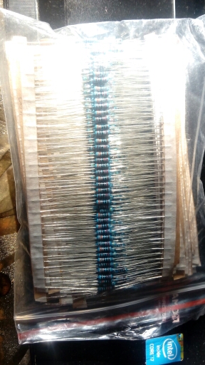 99002 free shipping 600Pcs  30 Kinds Each Value Metal Film Resistor pack 1/4W 1% resistor assorted Kit Set