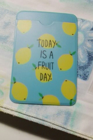 1X Cute Fresh Fruit Portable PVC Double Layer Card Holder Business ID Bus Card Case Wallet Office Supply